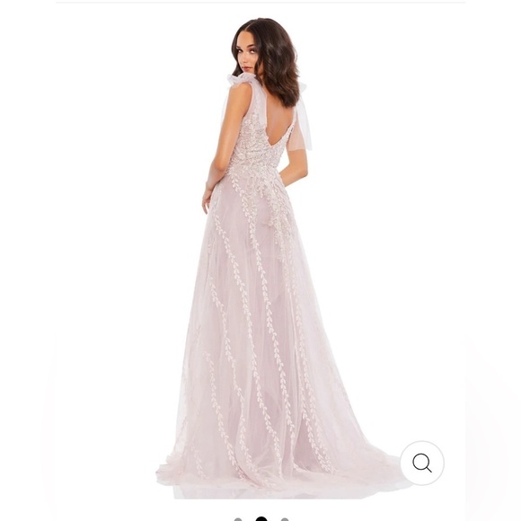 Mac Duggal EMBELLISHED SOFT TIE SLEEVELESS V NECK GOWN size 4 $798 - Picture 5 of 15